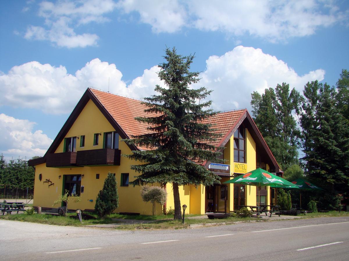 Restaurace Penzion Rafael Dlouhá Brtnice Værelse billede